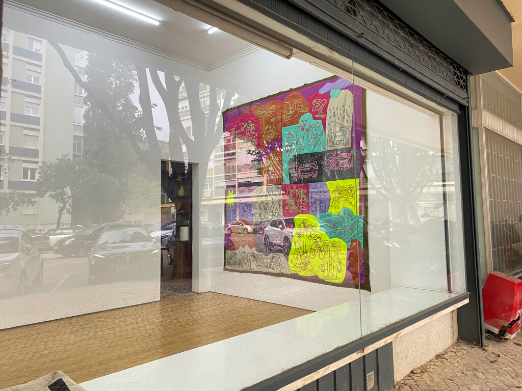 b12 6 - visão da exposição coletiva - _Um lance de dados não abolirá o desejo_ Curadoria Clara Sampaio_